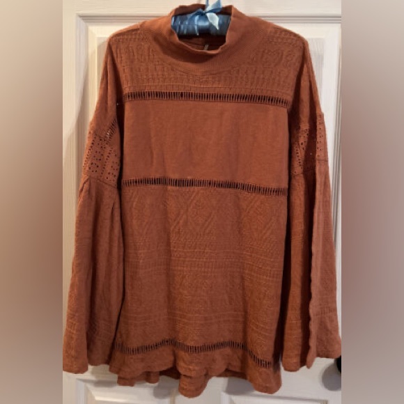 Free People Sunday Funday Top - Picture 2 of 6